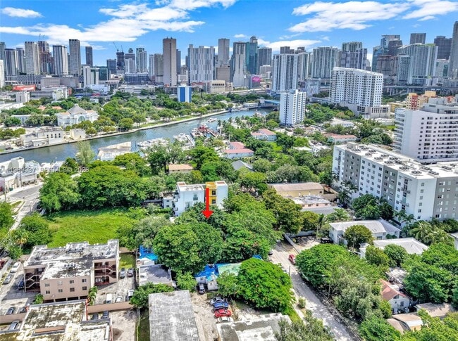 641 NW 2nd St in Miami, FL - Building Photo - Building Photo