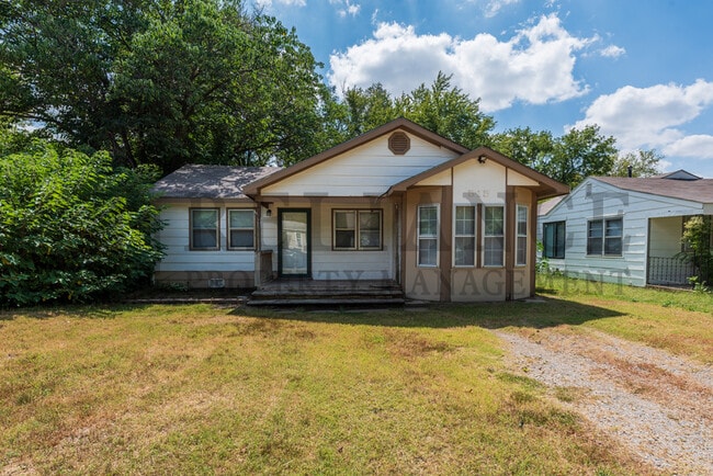 property at 515 E Vine St