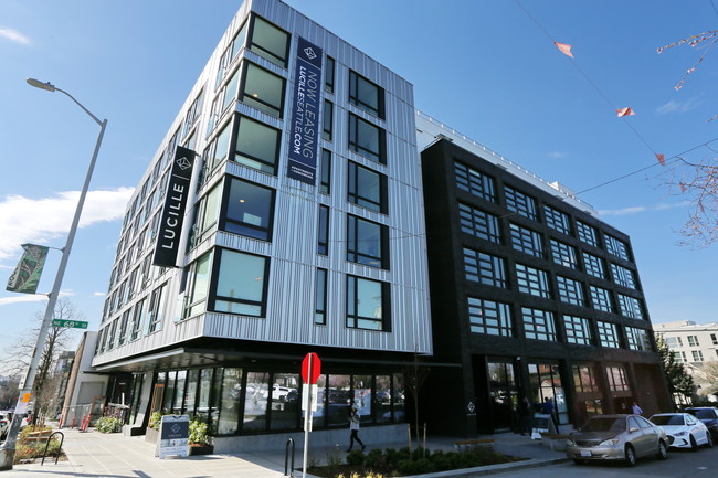 Lucille Apartments in Seattle, WA - Foto de edificio - Building Photo