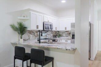 Vita at Sustella in Valdosta, GA - Foto de edificio - Building Photo