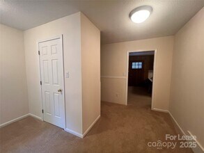 294 Spicewood Cir in Troutman, NC - Building Photo - Building Photo