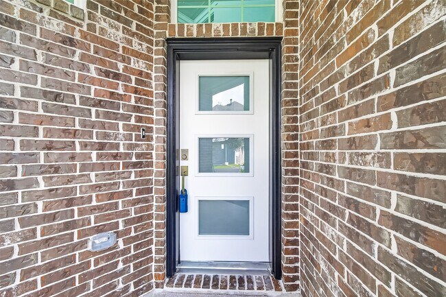 property at 21227 Teal Lovegrass Ln