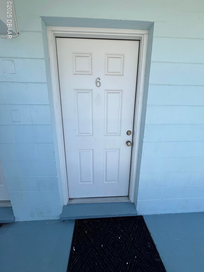 208 N Halifax Ave in Daytona Beach, FL - Building Photo - Building Photo