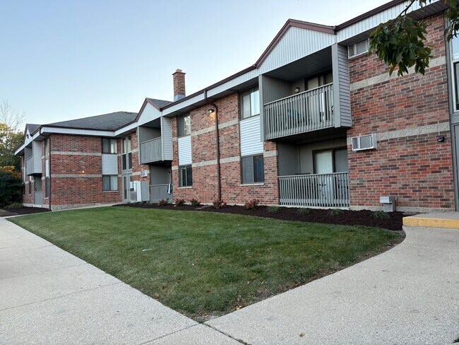 Toldt Terrace Apartments in Milwaukee, WI - Building Photo - Building Photo