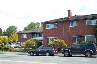 Sharon Lynn Apartments