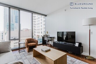 399 Fremont St in San Francisco, CA - Building Photo - Building Photo