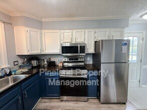 3446 Sandystone Cir in Fayetteville, NC - Building Photo - Building Photo