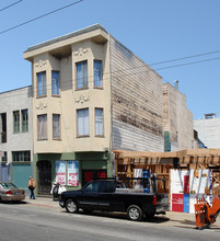 3242 17th St in San Francisco, CA - Building Photo - Building Photo