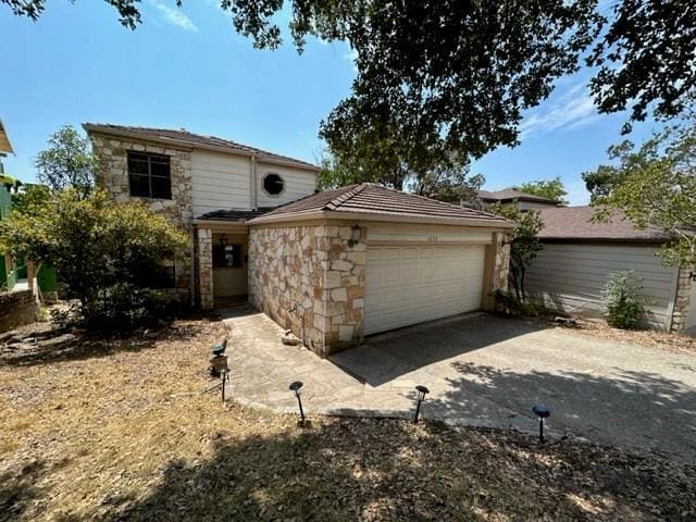 4203 Canyonside Trail