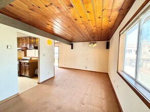 106 Los Angeles Ave in Oxnard, CA - Building Photo - Building Photo