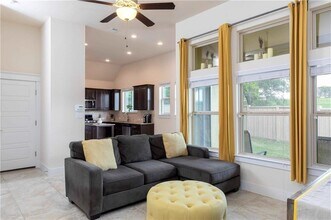 710 Arrow Point Dr in Cedar Park, TX - Building Photo - Building Photo
