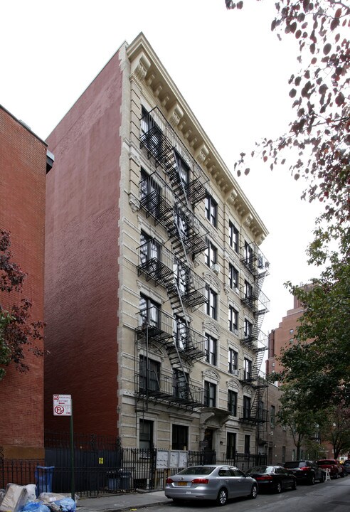 227-229 Waverly Pl in New York, NY - Building Photo