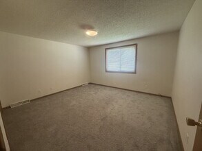 2709 1st Ave in Perry, IA - Building Photo - Building Photo