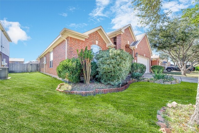 16907 Great Oaks Glen Dr in Houston, TX - Building Photo - Building Photo