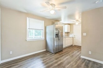 47481 Southampton Dr in Lexington Park, MD - Building Photo - Building Photo