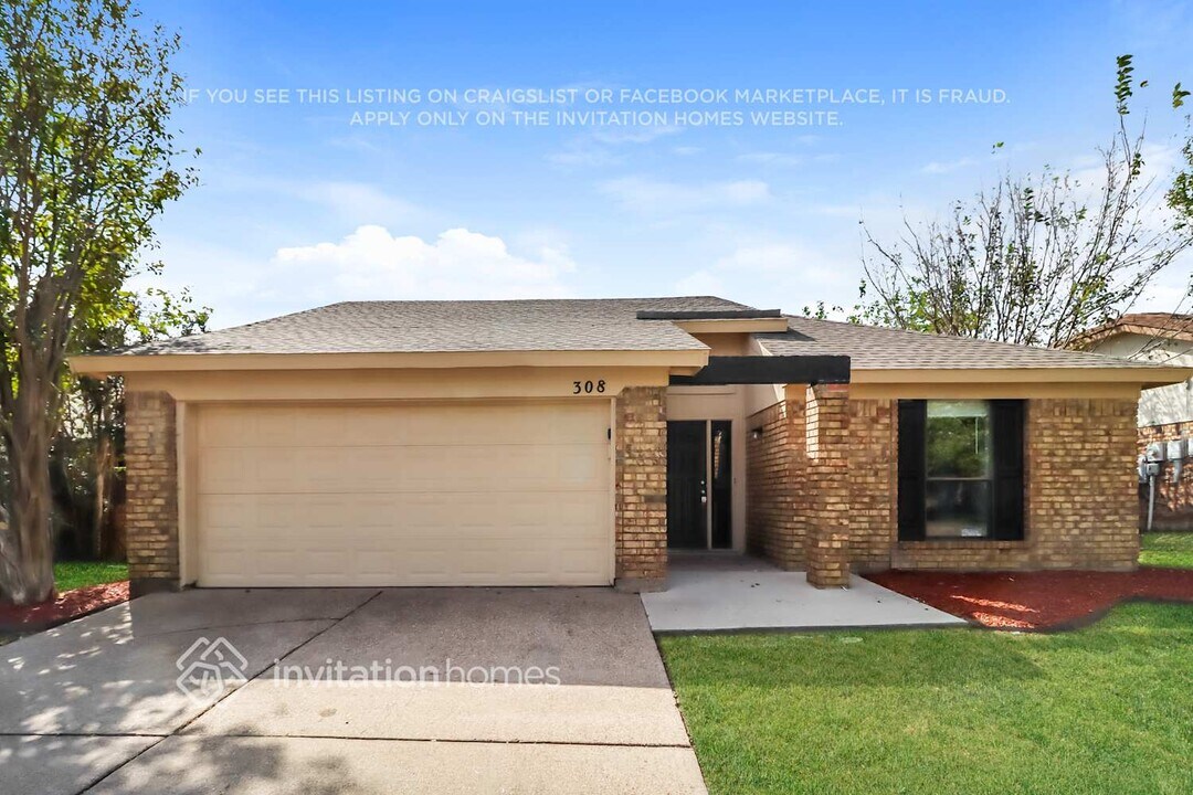 308 Iberis Dr in Arlington, TX - Building Photo