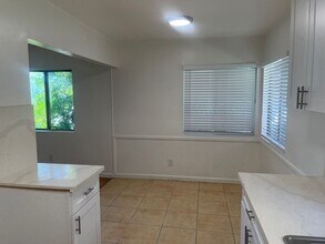 6600 Whitsett Ave, Unit Unit 01 in Los Angeles, CA - Building Photo - Building Photo