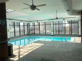 700 E 8th St in Kansas City, MO - Building Photo