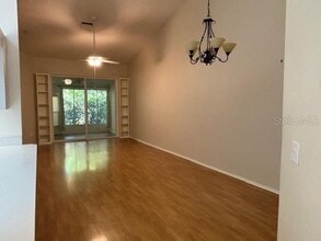 4234 Chesterfield Cir in Palm Harbor, FL - Building Photo - Building Photo