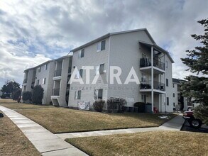 4988 W 4850 S in Kearns, UT - Building Photo - Building Photo