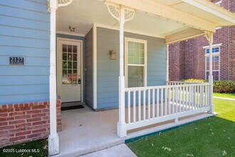 2127 10th St in Lubbock, TX - Building Photo - Building Photo