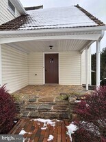 574 Cinder Rd in New Providence, PA - Building Photo