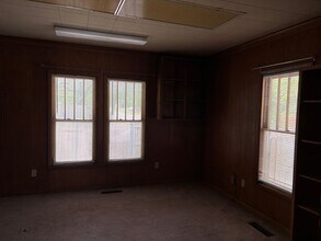 830 W Crawford St in Denison, TX - Building Photo - Building Photo