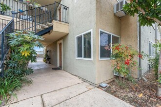 12745 Robison Blvd in Poway, CA - Building Photo - Building Photo