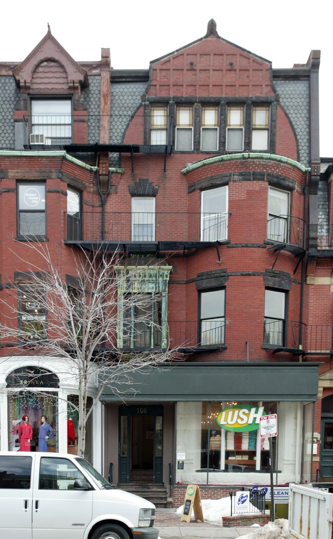 166 Newbury St in Boston, MA - Building Photo - Building Photo