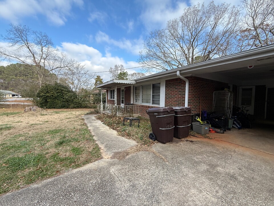 4109 Old Austell Rd in Powder Springs, GA - Building Photo