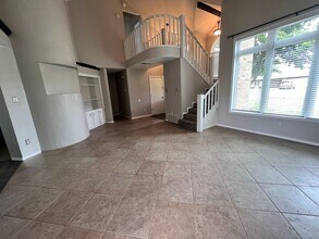 5611 87th St in Lubbock, TX - Foto de edificio - Building Photo