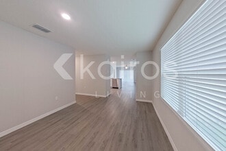 8688 SW 43rd Ter in Ocala, FL - Foto de edificio - Building Photo