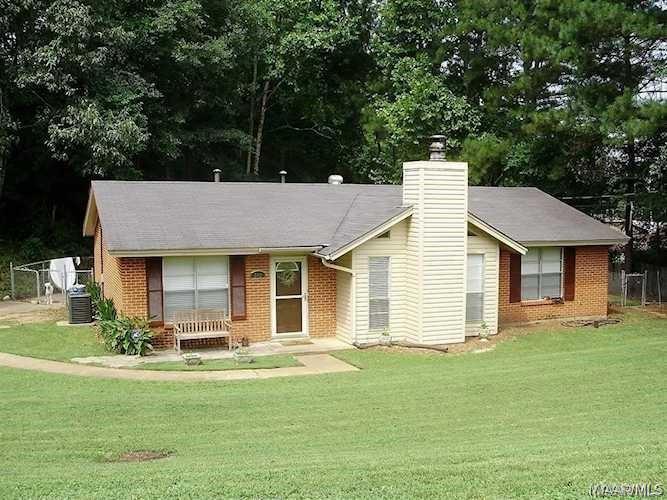 842 Loder St in Prattville, AL - Foto de edificio
