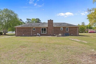 315 Holland Hill Dr in Goldsboro, NC - Building Photo - Building Photo