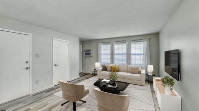 705 N Dudley Ave in Ventnor City, NJ - Building Photo - Building Photo