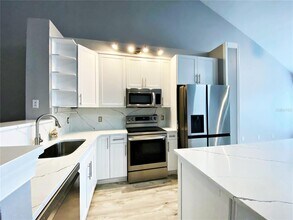 3583 Wembley Way in Palm Harbor, FL - Building Photo - Building Photo