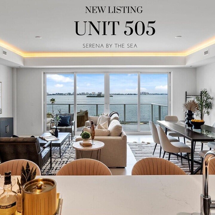 1020 Sunset Point Rd, Unit 505 in Clearwater, FL - Building Photo