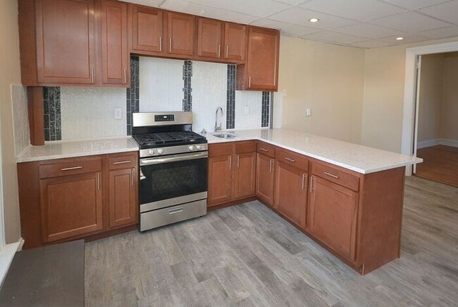 property at 1108 S Westnedge Ave