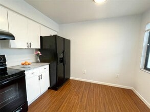 3101 Ave V NW in Winter Haven, FL - Building Photo - Building Photo