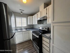 3260 N Greg Dr in Prescott Valley, AZ - Building Photo - Building Photo