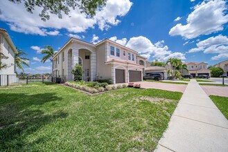 10633 Falls St in Wellington, FL - Building Photo - Building Photo