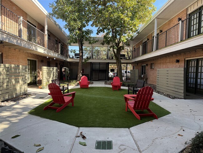 property at 1801 Cortlandt St