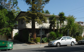 431 E St John St in San Jose, CA - Building Photo - Building Photo