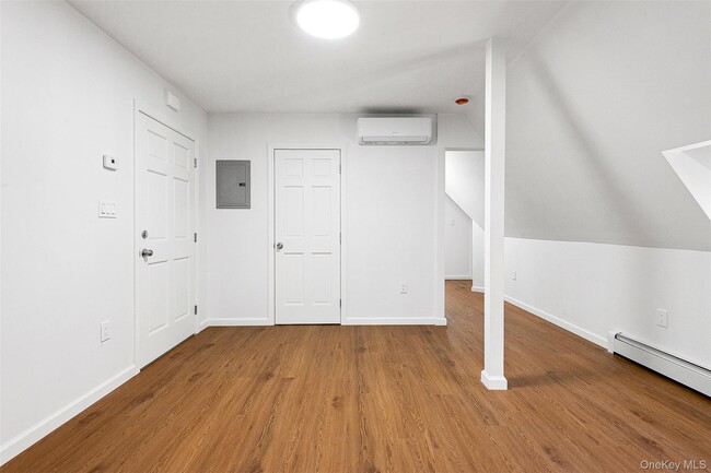 100-05 69th Ave in Queens, NY - Building Photo - Building Photo