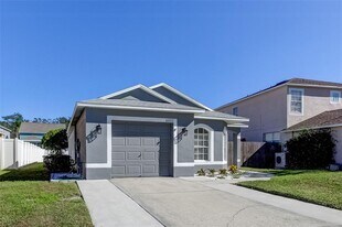 6032 Lanshire Dr in Tampa, FL - Building Photo