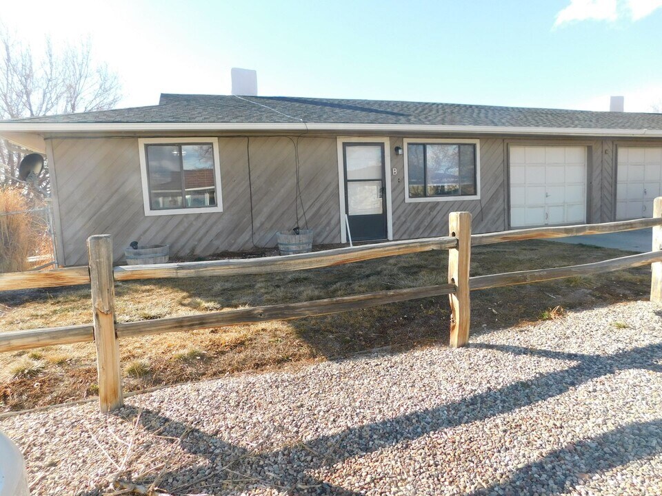 3309 Delicious Dr in Clifton, CO - Building Photo