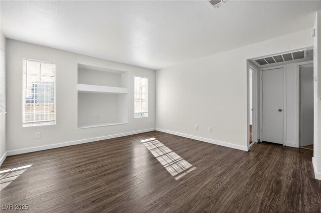 2654 Bryandouglas Dr in Las Vegas, NV - Building Photo - Building Photo