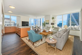 301 Mission St, Unit 40D in San Francisco, CA - Foto de edificio - Building Photo