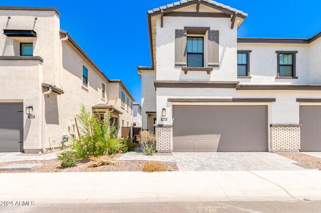 property at 4826 E Helena Dr