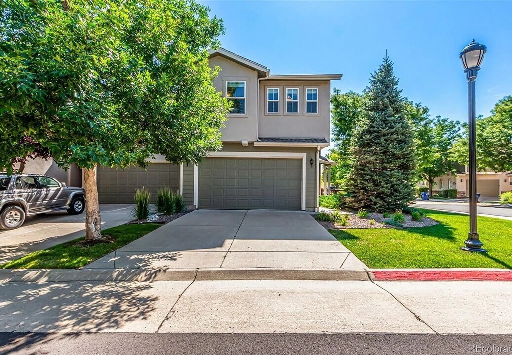 6190 S Oswego St in Greenwood Village, CO - Building Photo